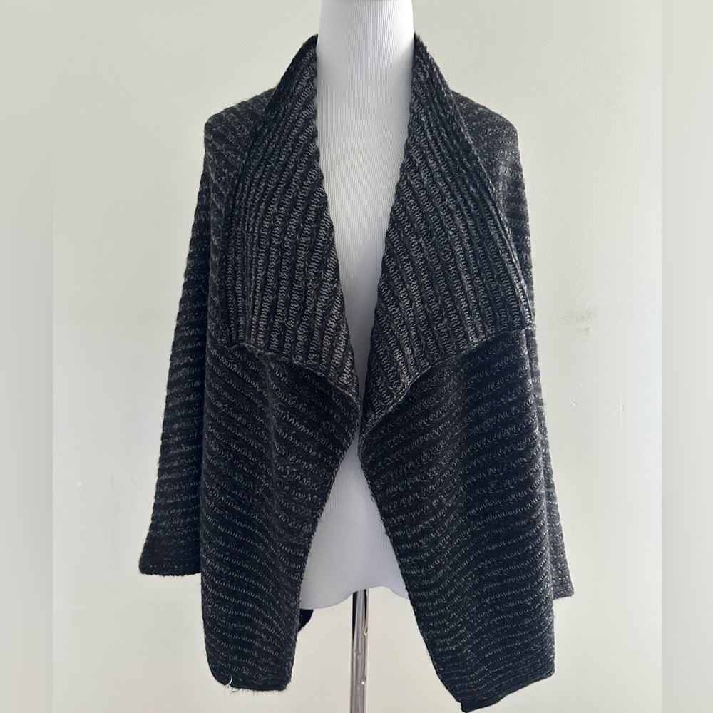 VERLOOP KNITS || Oversized Shrug Wrap. Sz. OS